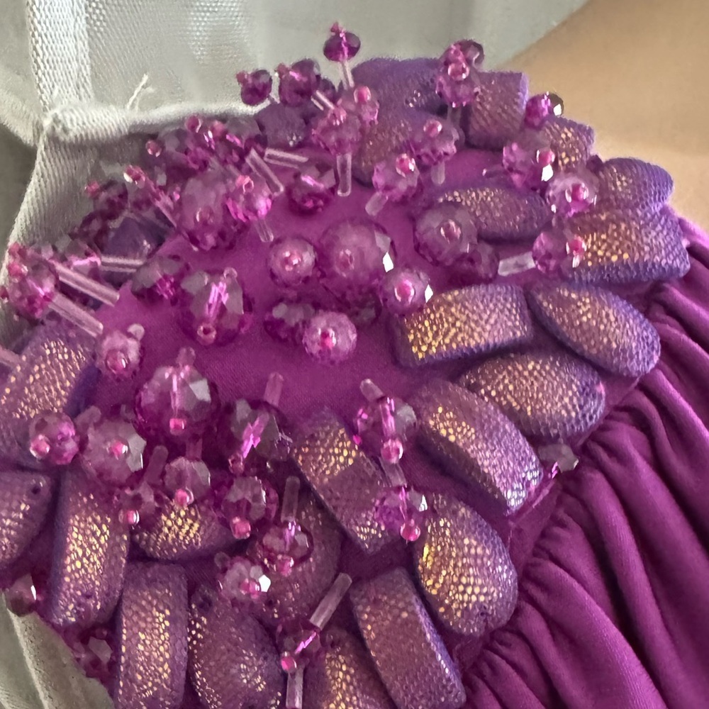 NWT TADASHI SHOJI SHOULDER BEADED RUCHED DRESS SZ M - Picture 6 of 11